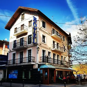 https://hotel-lauaxeta-etxea.bilbaohotelsspain.com